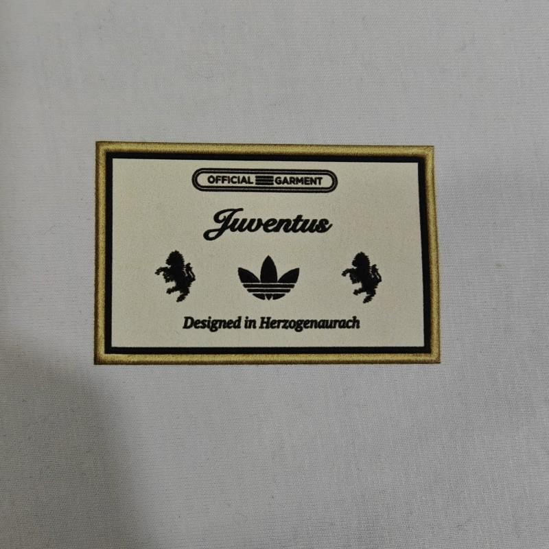 25/26 Juventus Embroidered Logo Hoodie 9 Colors