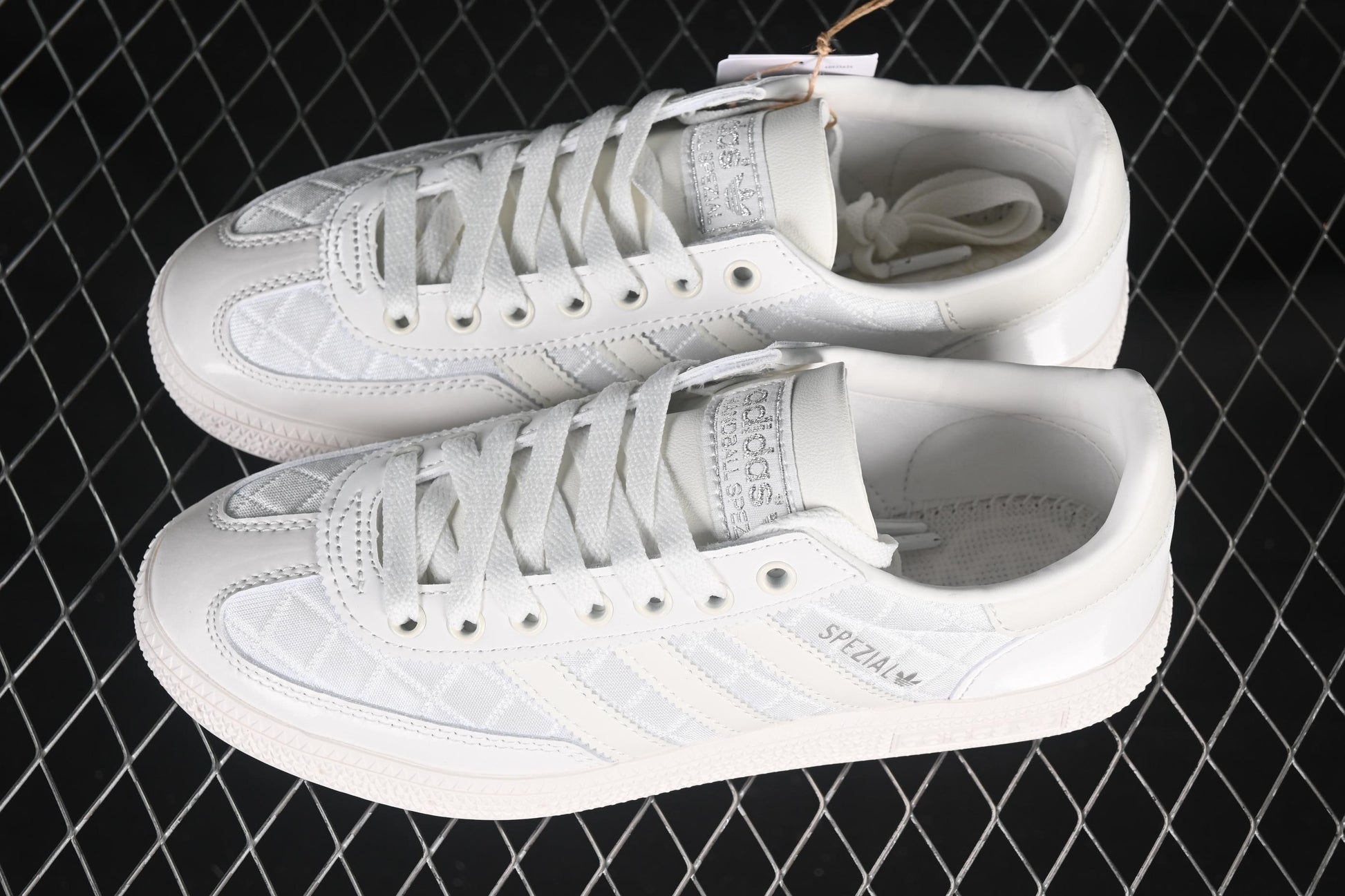 Adidas Handball Spezial Retro Casual Sneakers - KJ0854