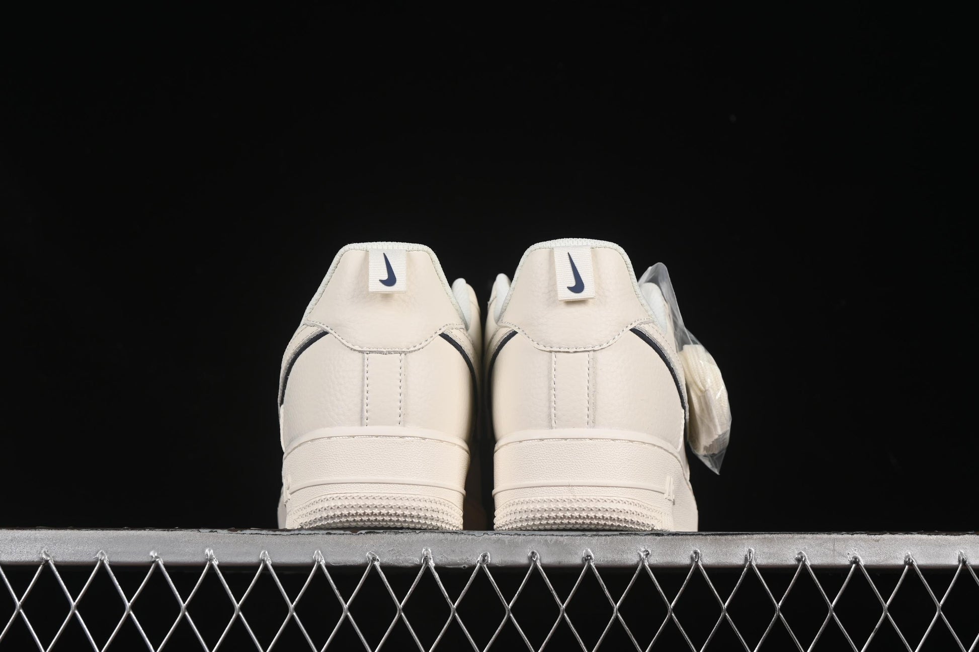 Nike Air Force 1'07 Low Custom ID Official Sync Low-Top Casual Sneakers with 3M Reflective Stars - MJ0319-026