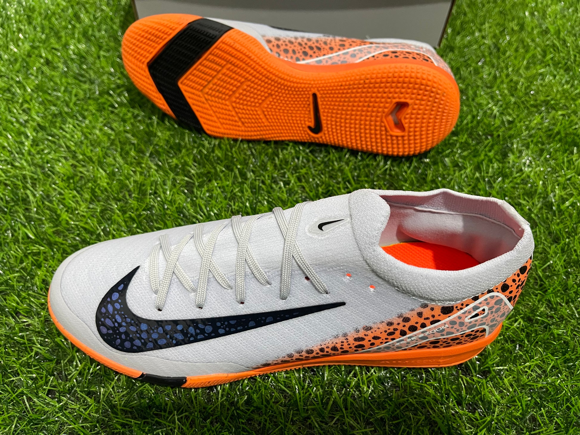 Nike Air Zoom Mercurial Vapor XVI Elite IC