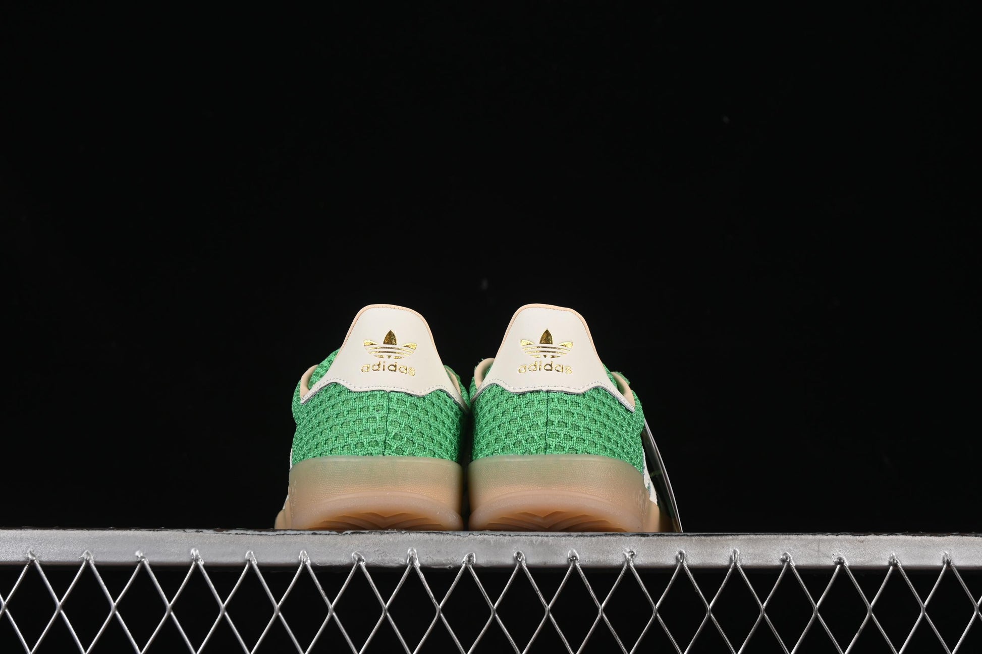Adidas Originals Gazelle Indoor Retro Casual Sneakers with Anti-Slip and Durable Design - JH5417