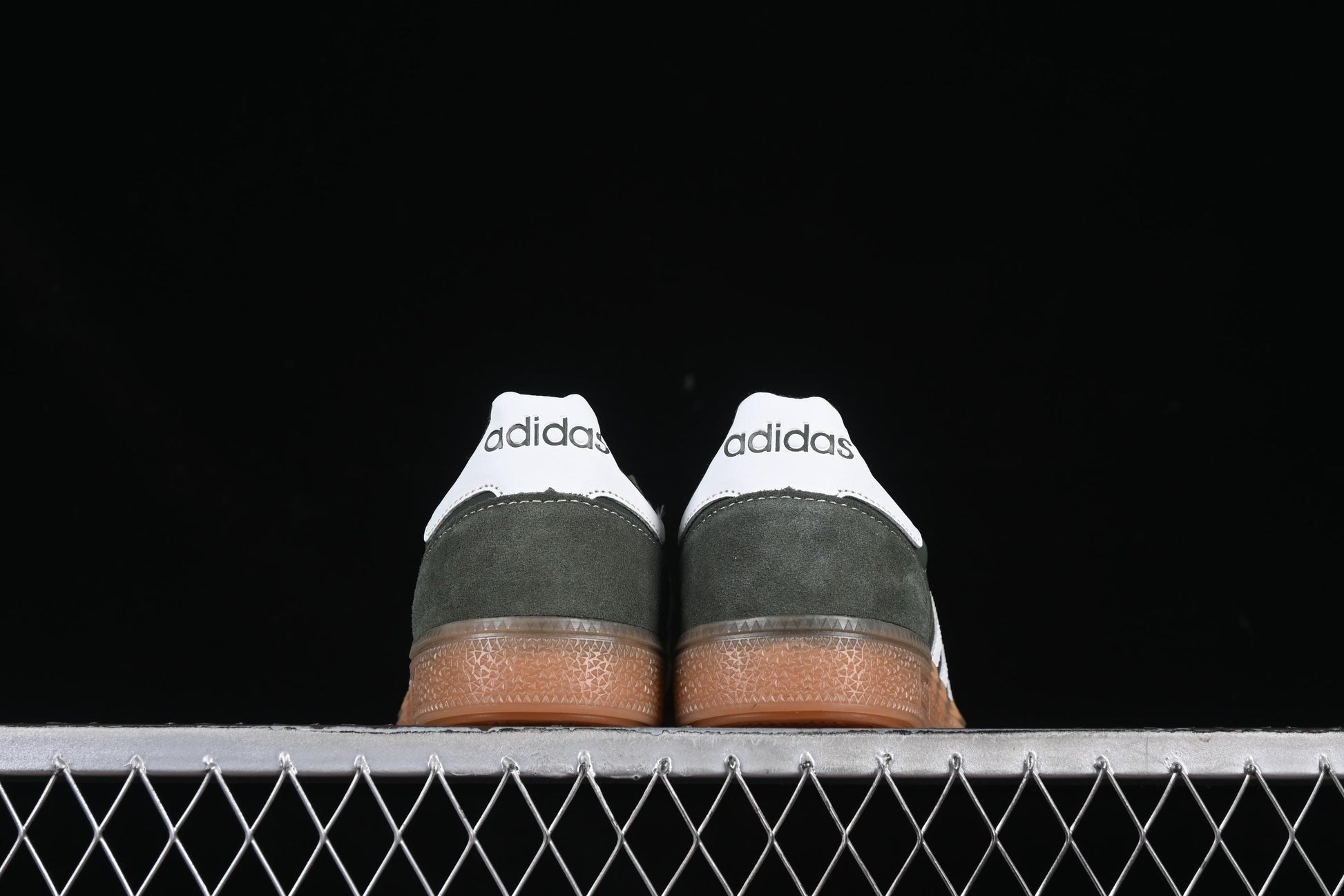 Adidas Handball Spezial Retro Casual Sneakers - JP7067