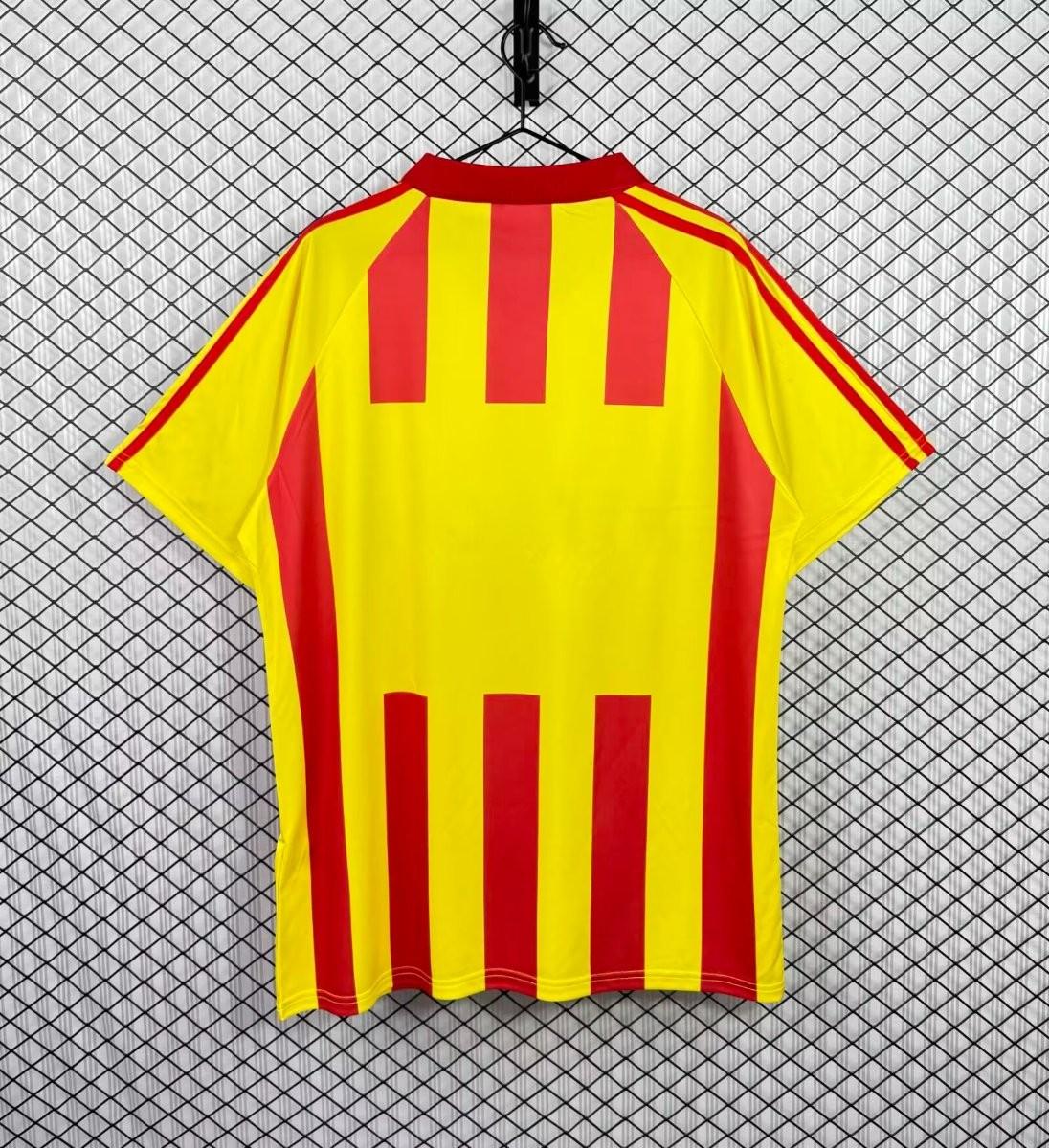 Retro 91/92 Leece Home Jersey