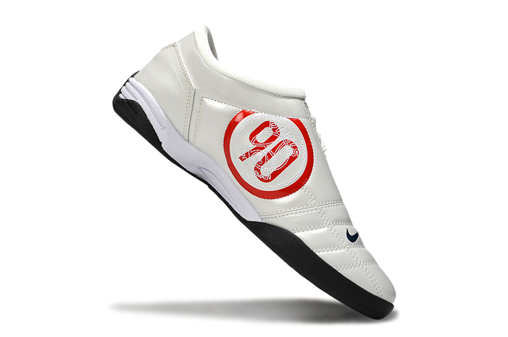 NIKE T90 IC
