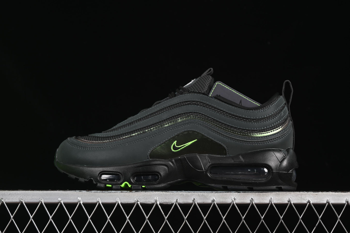 Nike Air Max 95/97 Retro Running Shoes with Full-Sole Air Cushion - II1711-900