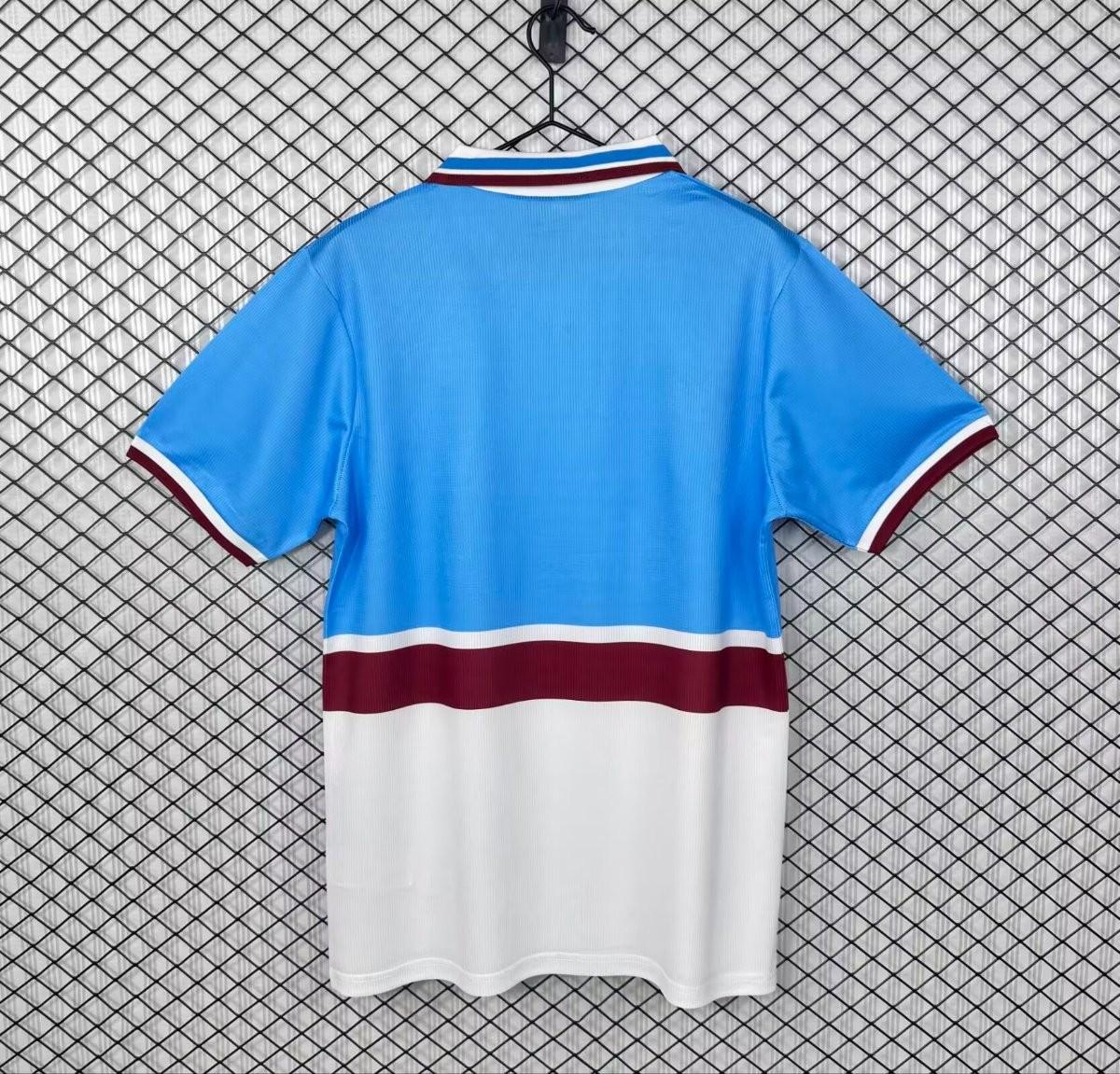 Retro 97/98 Aston Villa Away Jersey