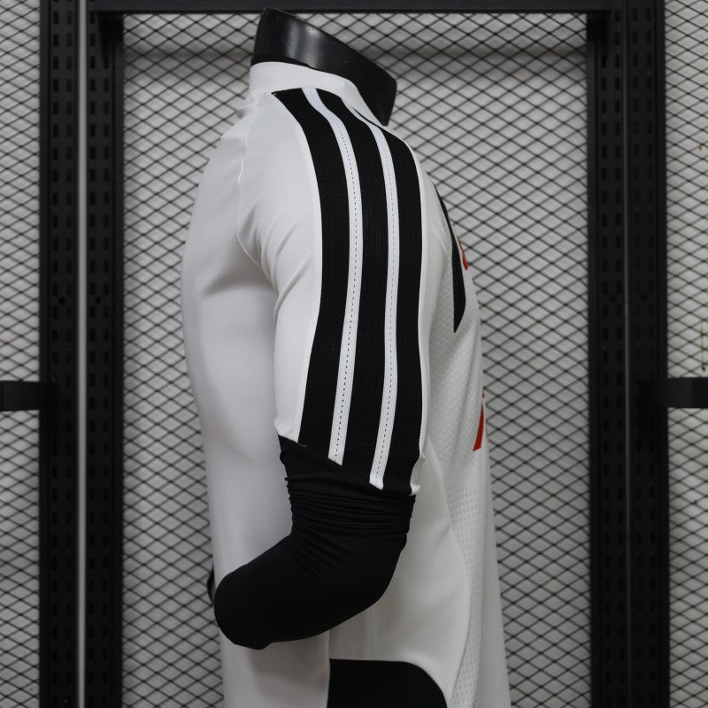Player Version 26/27 Liverpool FC White Long Sleeve Jersey