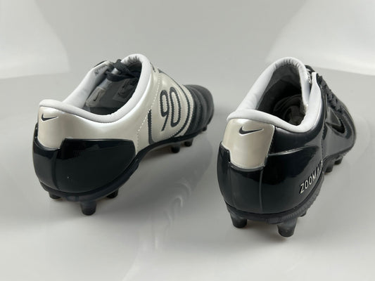 NIKE T90