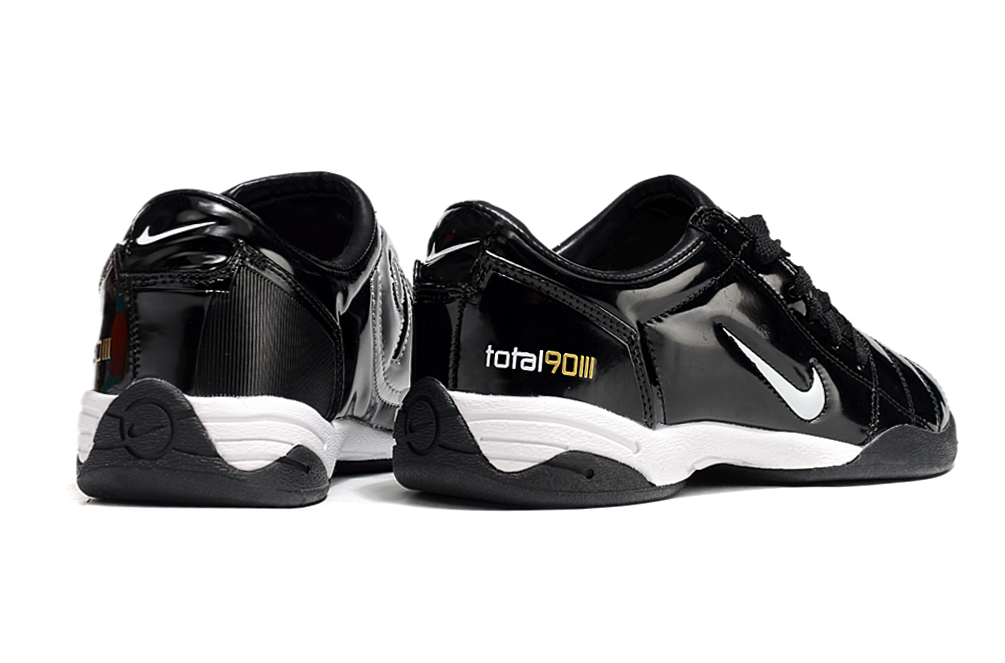 NIKE T90 IC