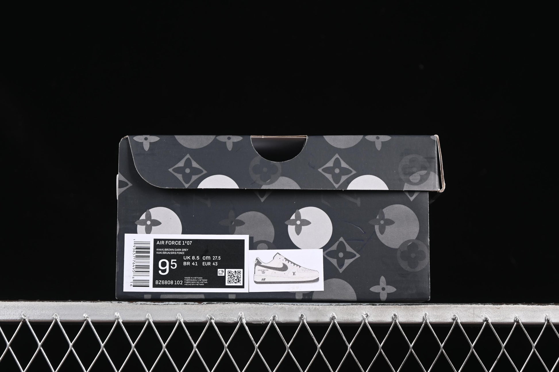 Nike Air Force 1 '07 Low LV Collaboration White Black Casual Sneakers - BZ6808-102