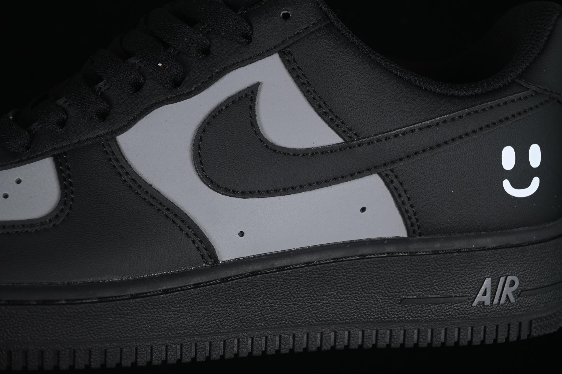 Nike Air Force 1'07 Low Custom Casual Sneakers with Full-Length Air Cushion - CW2288-111