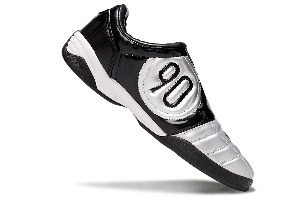 NIKE T90 IC