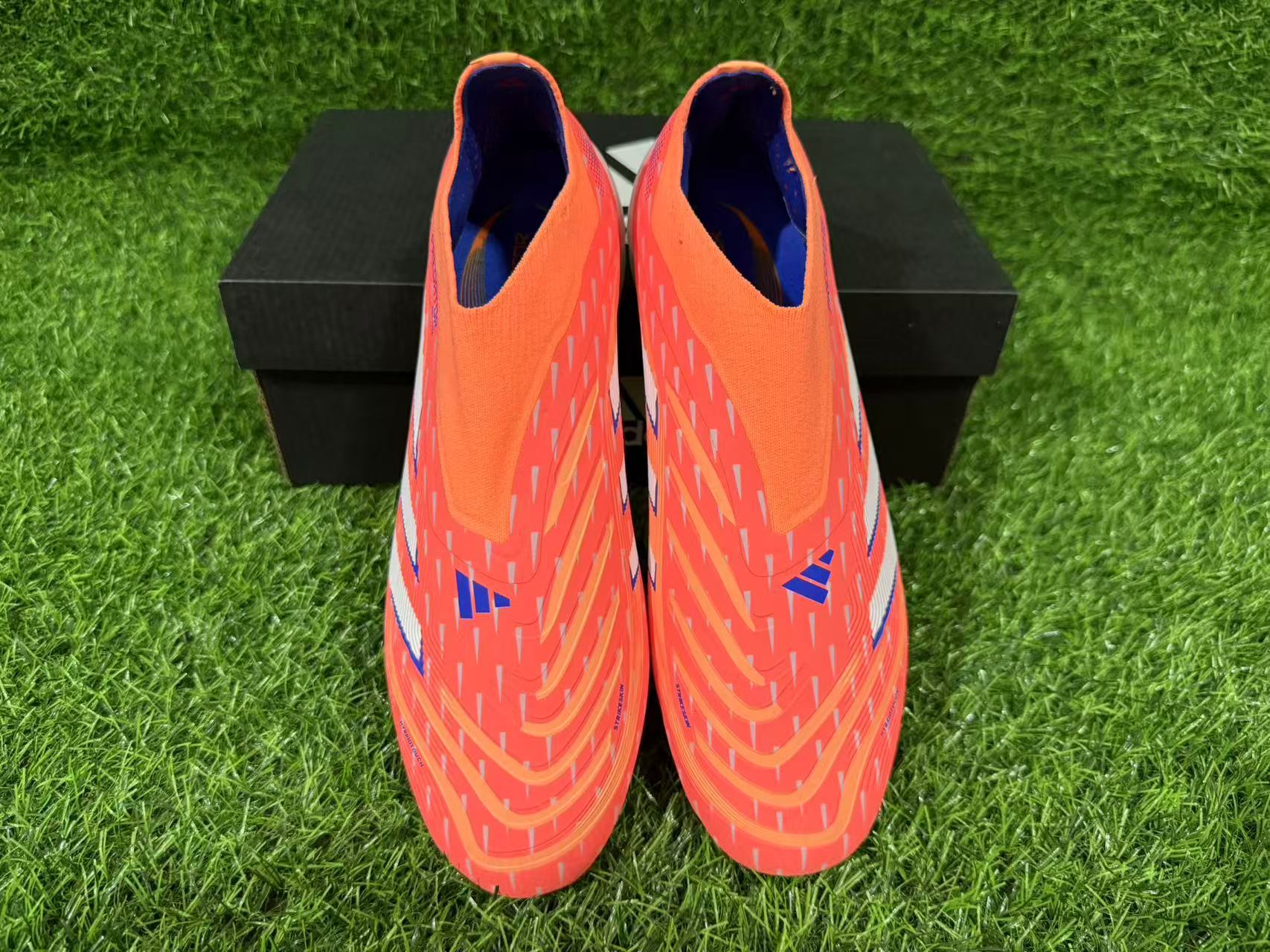 PREDATOR ACCURACY+ FG BOOTS