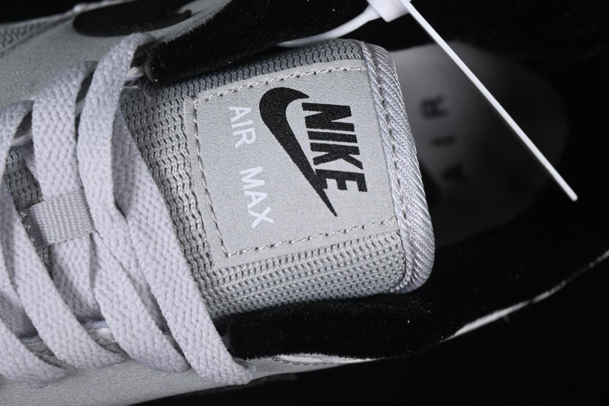 Nike Air Max 1 Retro Running Shoes with Half-Sole Air Cushion - FD2638-005