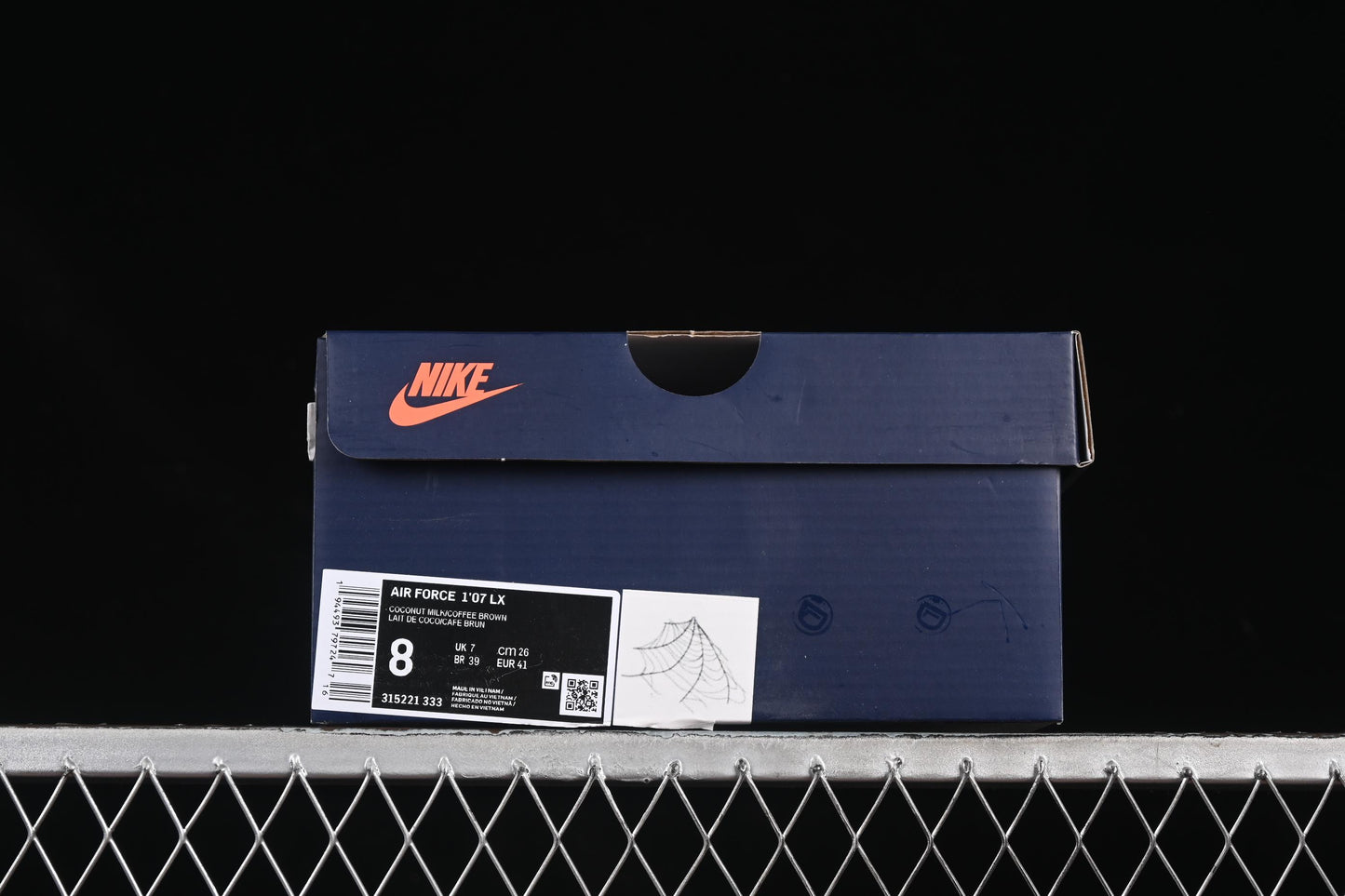 Nike Air Force 1'07 Low Casual Sneakers with Vintage Spider Web Design - 315221-333