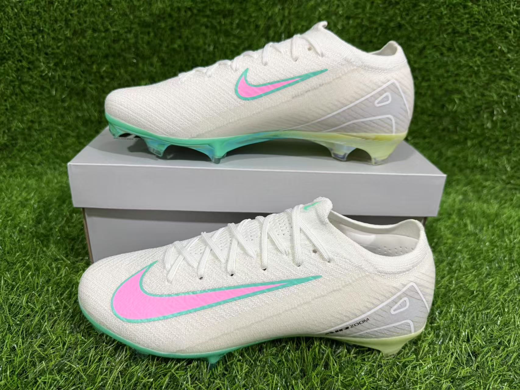 Nike Air Zoom Mercurial Vapor XV Elite