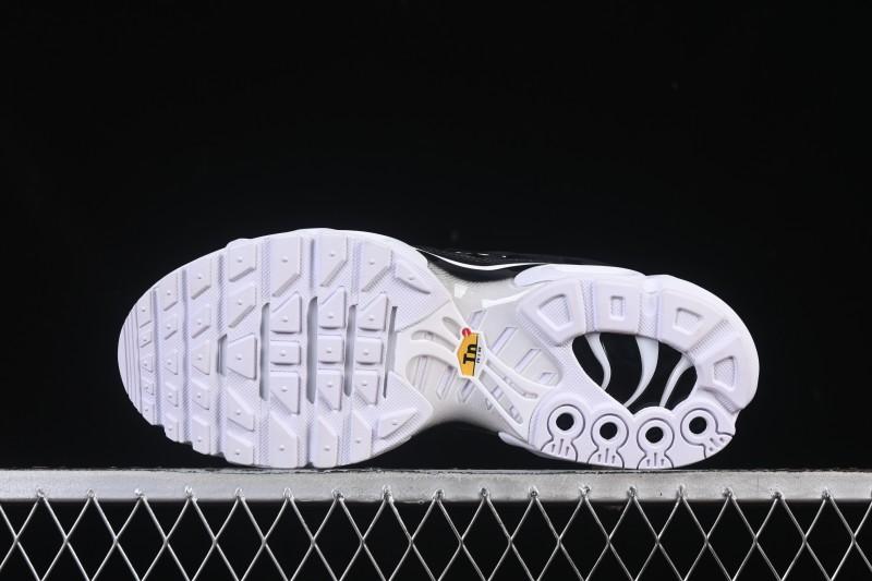 Nike Air Max Plus Retro Running Shoes with Air Cushion Technology - DM2362-001