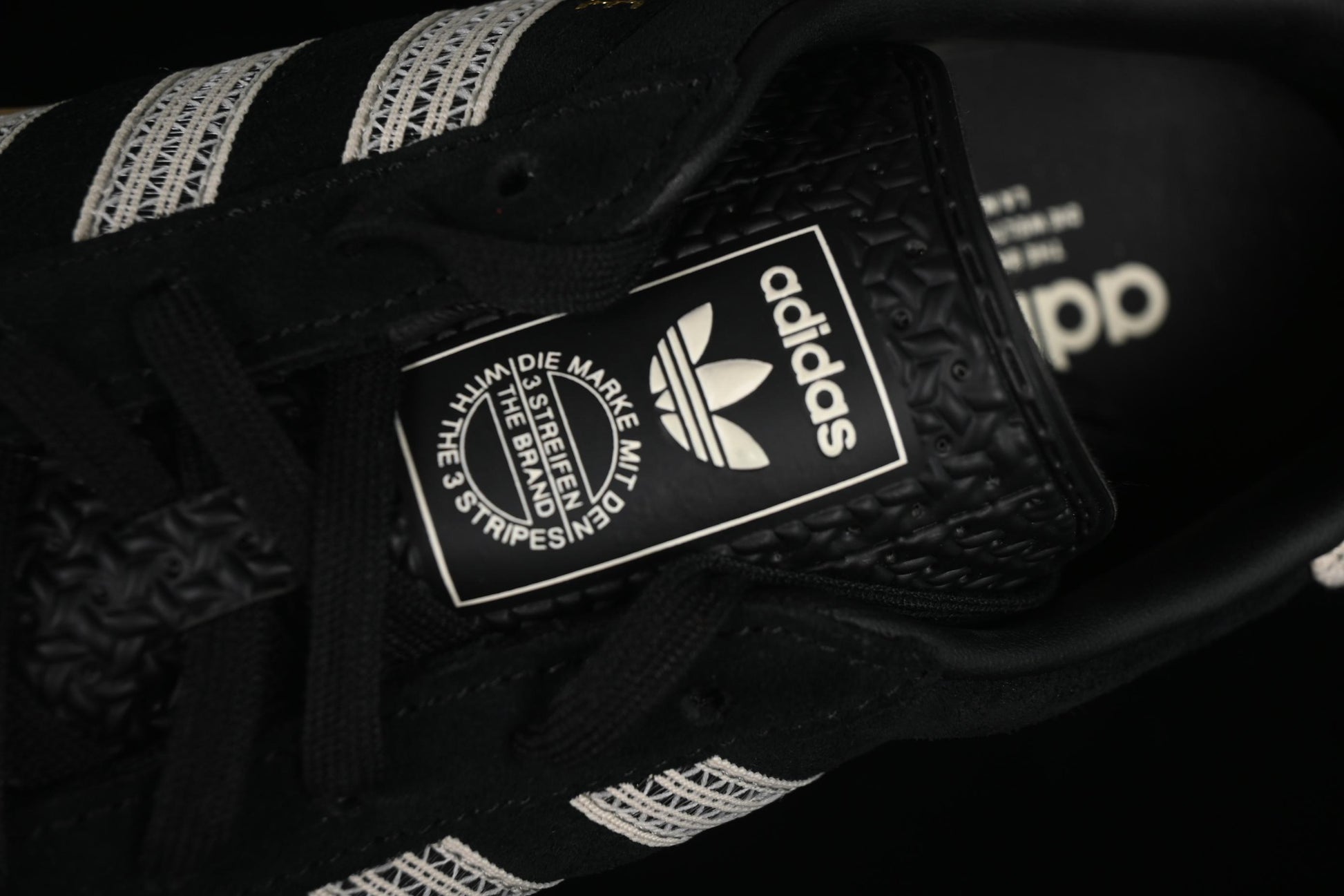 Adidas Originals Gazelle Indoor Retro Casual Shoes with Anti-Slip and Wear-Resistant Design - JI2755