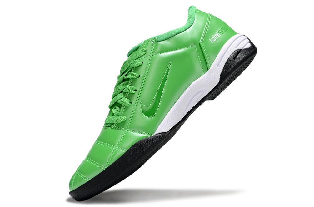 NIKE T90 IC