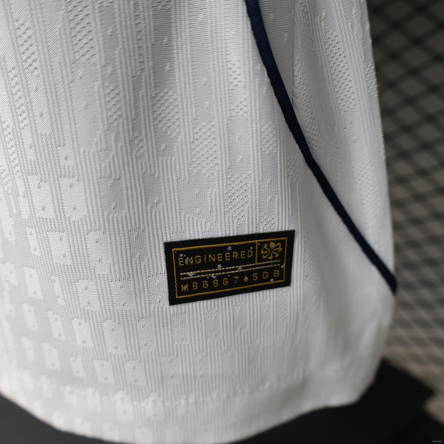 Player Version 26/27 Paris Saint-Germain Away  White & Navy/Red Stripe Special Edition Jersey
