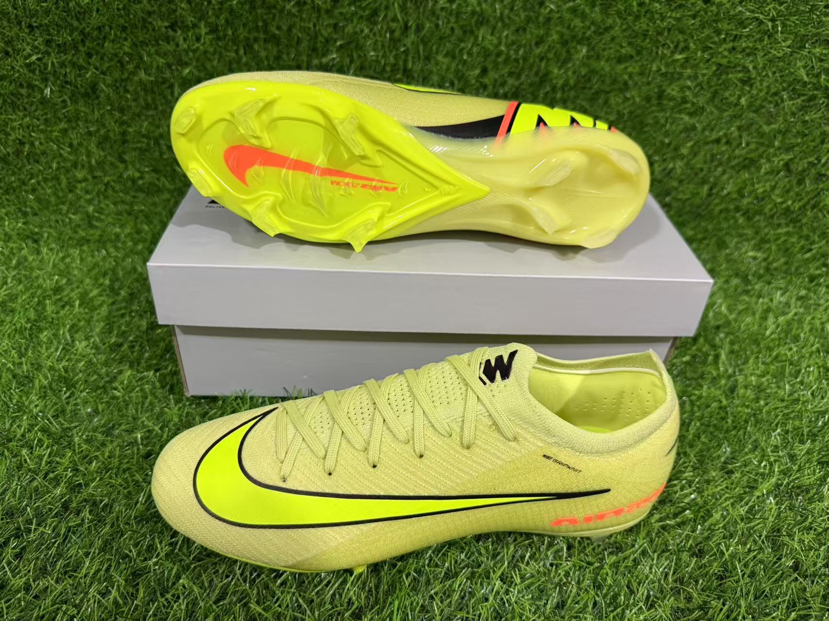 Nike Air Zoom Mercurial Vapor XV Elite