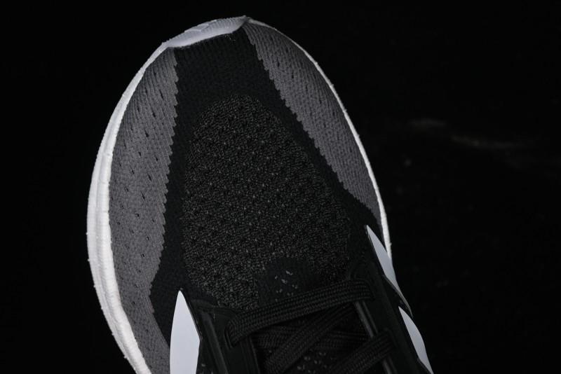 Adidas Ultraboost 5X IH3110 Running Shoes with Innovative Bubble Cushion Technology