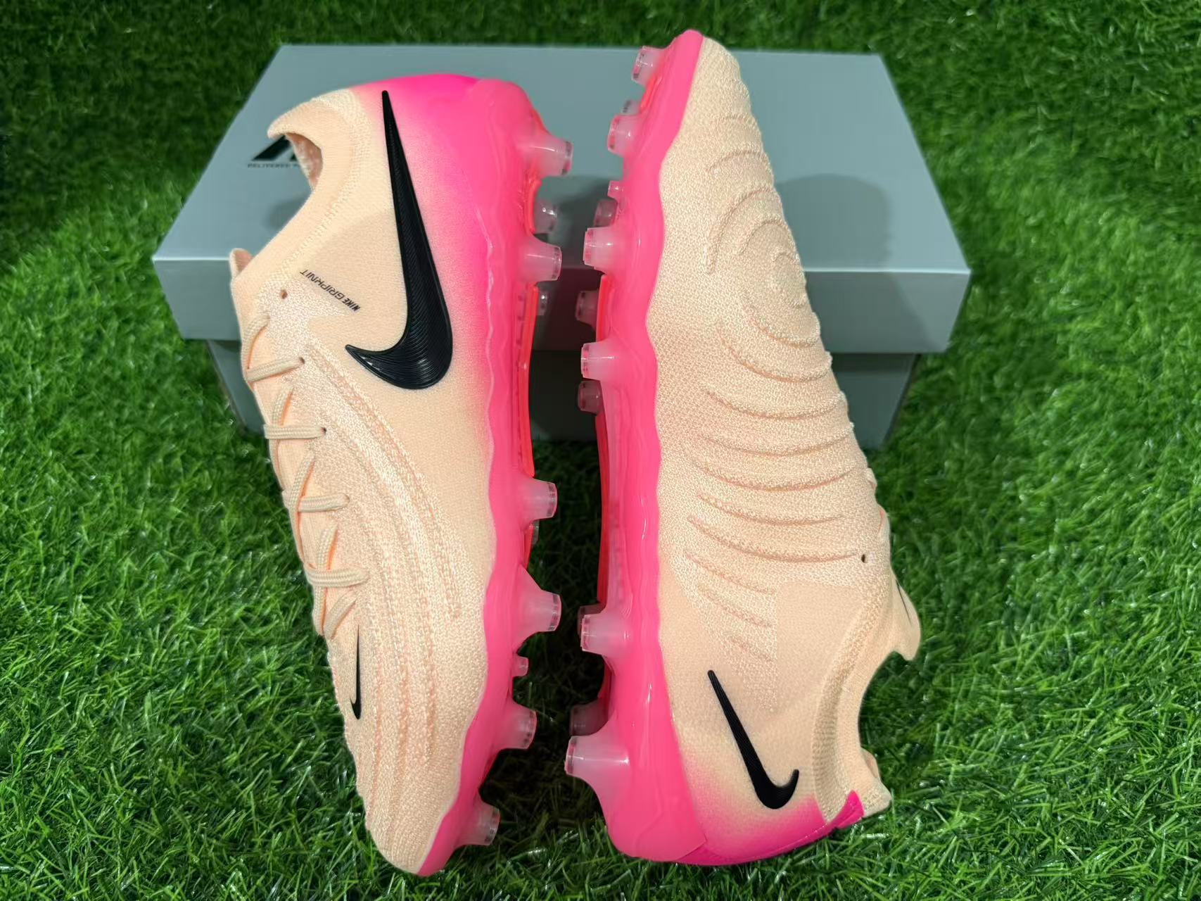 NIKE PHANTOM LUNA ELITE AG