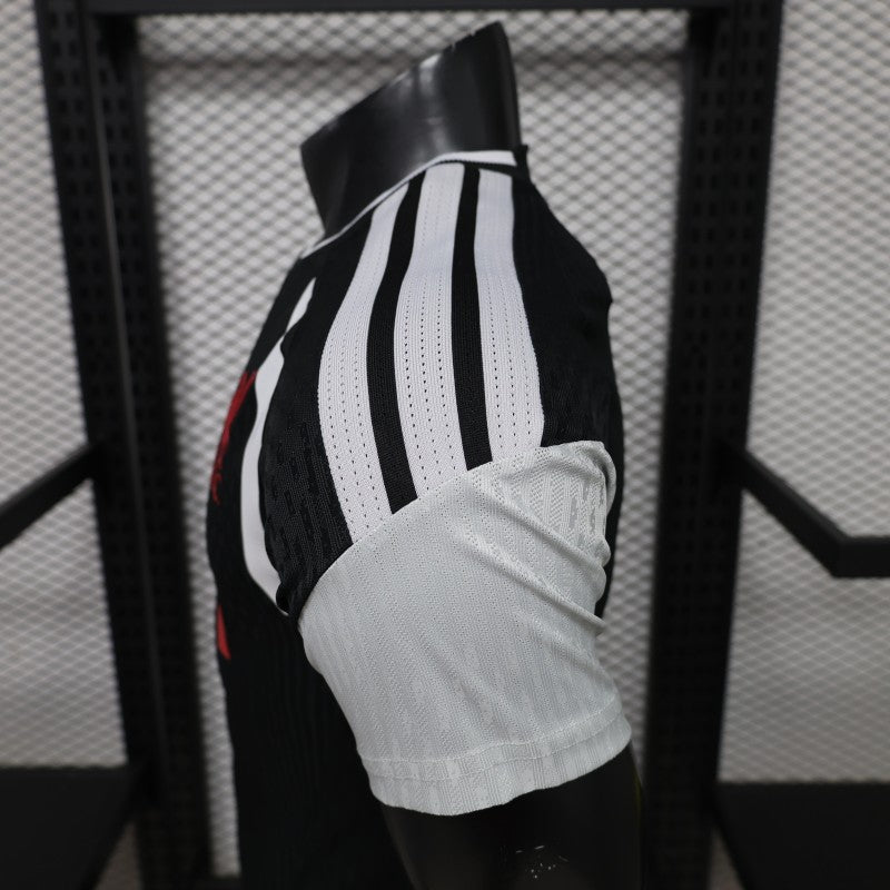 Player Version 26/27 Liverpool Training Black Jersey