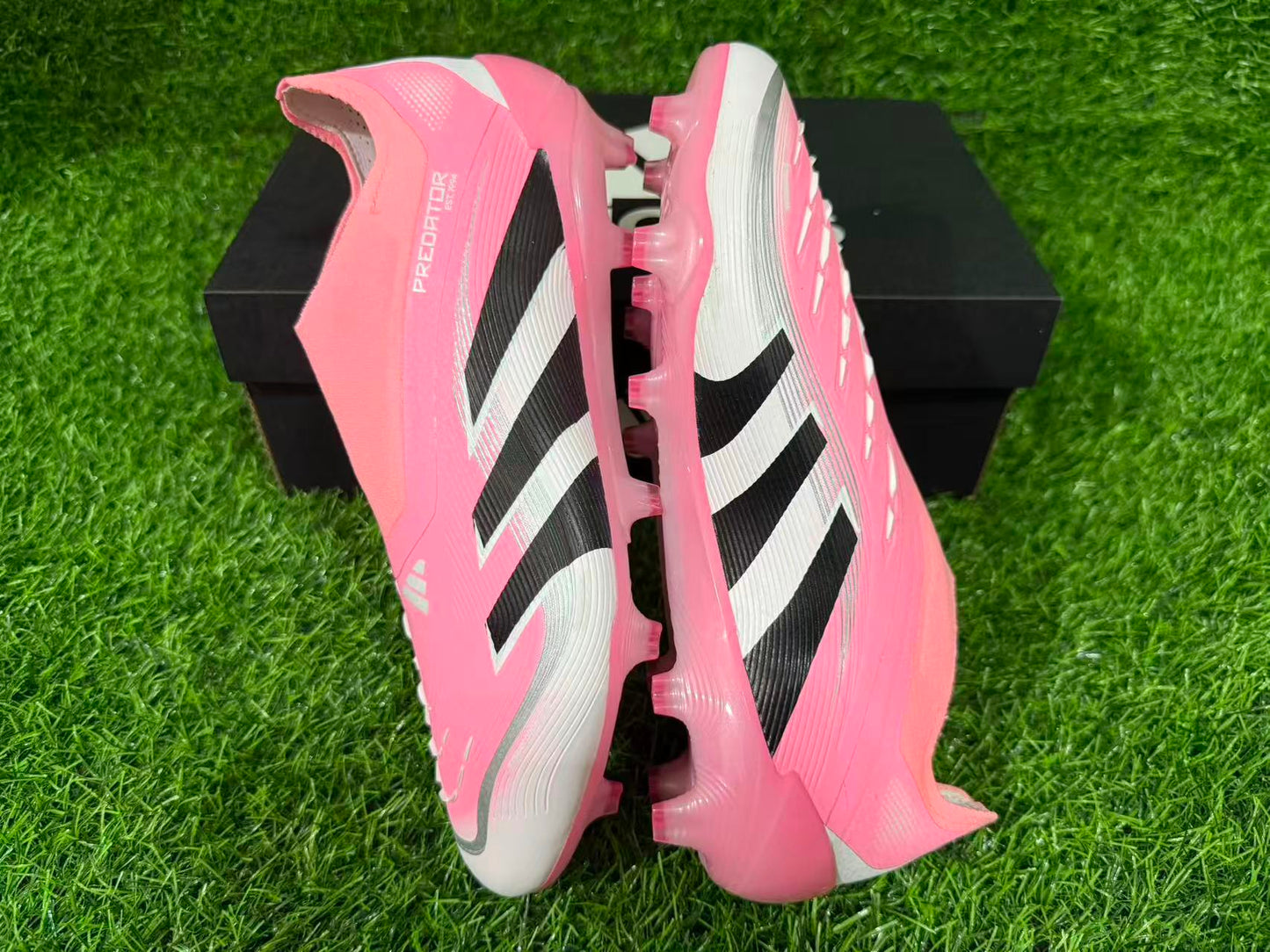 PREDATOR ACCURACY+ FG BOOTS