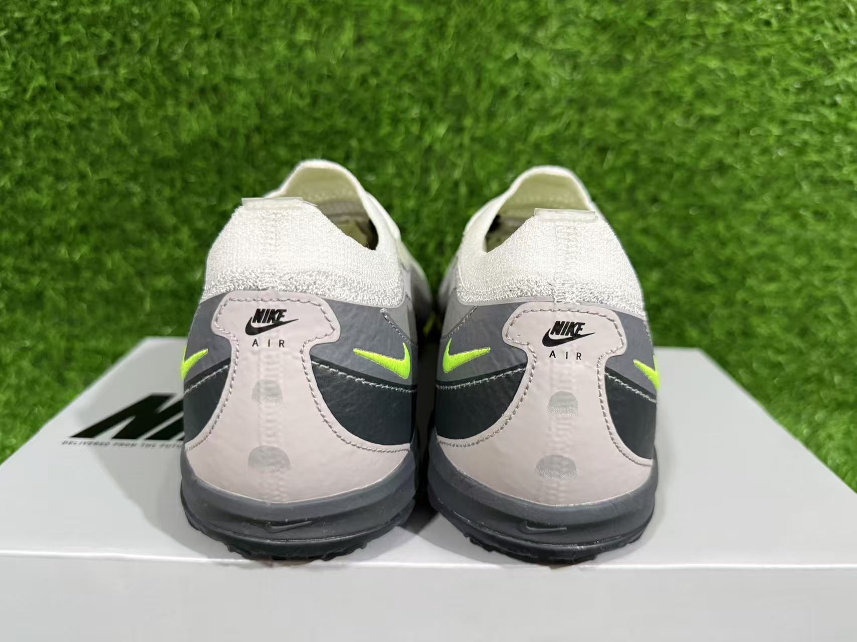 Nike Air Zoom Mercurial Vapor XV Elite