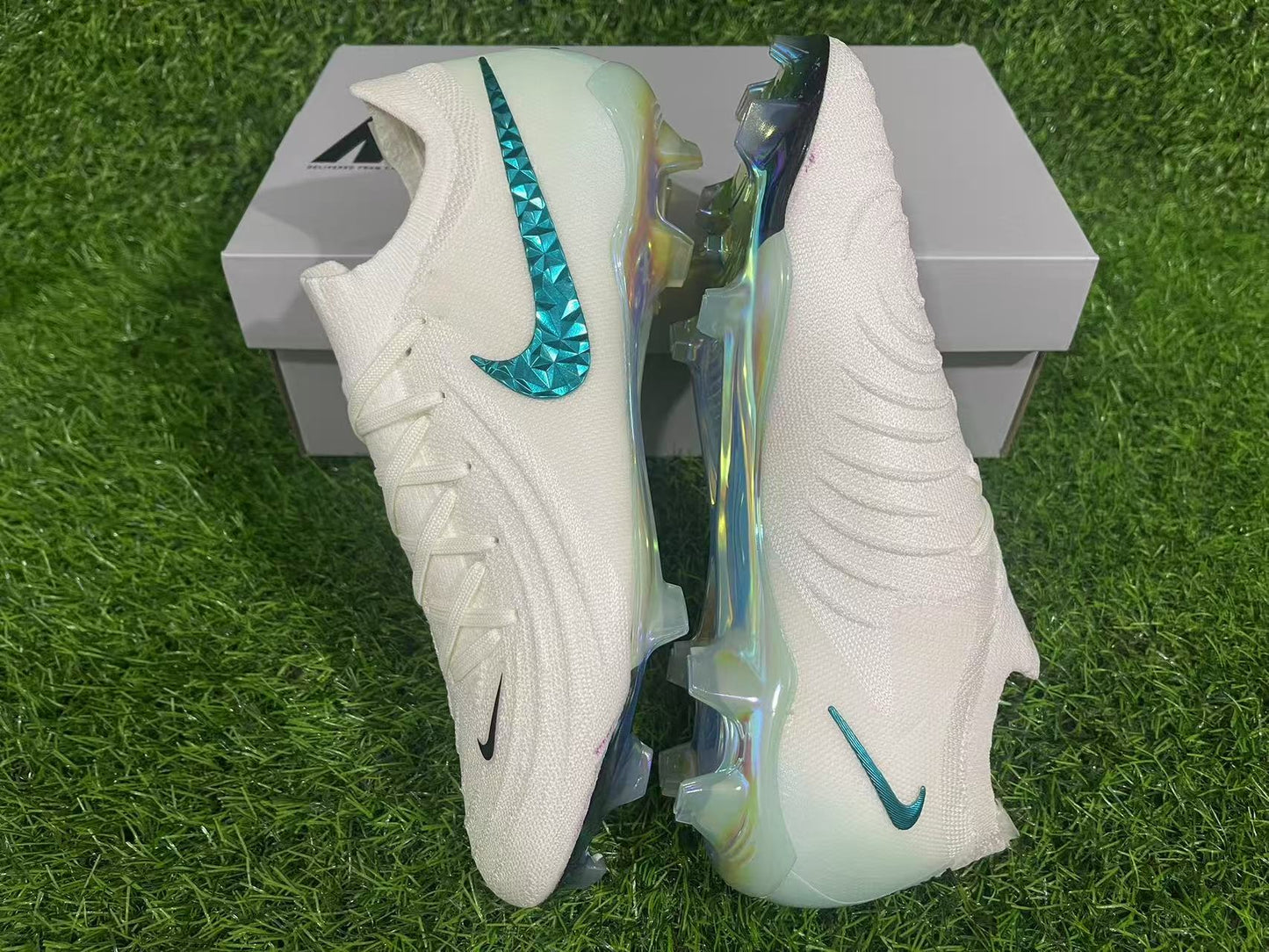 NIKE PHANTOM LUNA ELITE FG