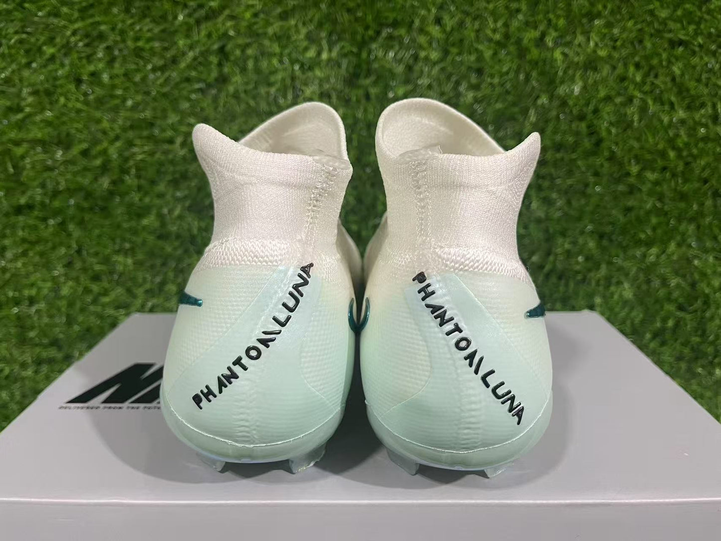 NIKE PHANTOM LUNA ELITE FG